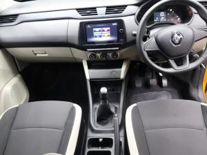 Renault Triber 1.0 Life - Image 8