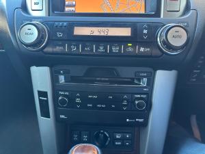 Toyota Land Cruiser Prado 3.0DT VX - Image 15