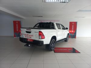 Toyota Hilux 2.4GD-6 double cab Raider manual - Image 6