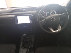 Toyota Hilux 2.4GD-6 double cab Raider manual - Image 19