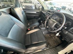 Toyota Hilux 2.4GD single cab S (aircon) - Image 13