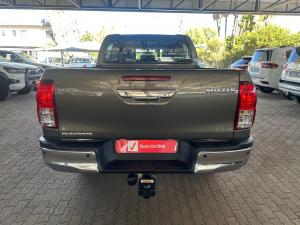 Toyota Hilux 2.4GD-6 double cab Raider manual - Image 5