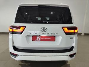 Toyota Land Cruiser 300 3.5T ZX - Image 6