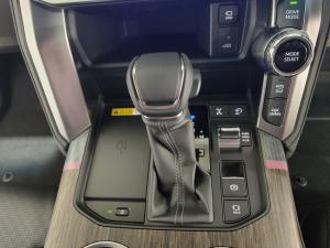 Toyota Land Cruiser 300 3.5T ZX - Image 14