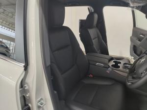Toyota Land Cruiser 300 3.5T ZX - Image 15