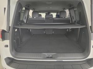 Toyota Land Cruiser 300 3.5T ZX - Image 17