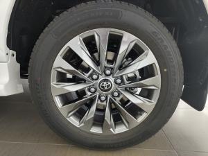 Toyota Land Cruiser 300 3.5T ZX - Image 18