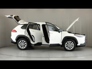 Toyota Corolla Cross 1.8 Xi - Image 17