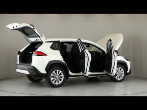 Toyota Corolla Cross 1.8 Xi - Image 18