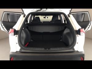 Toyota Corolla Cross 1.8 Xi - Image 20