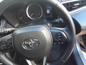 Toyota Corolla Cross 1.8 Hybrid XS - Image 10