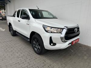 Toyota Hilux 2.4GD-6 Xtra cab Raider manual - Image 1