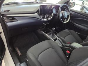 Toyota Starlet 1.5 XR manual - Image 7