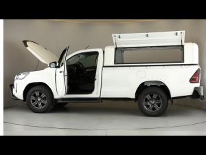 Toyota Hilux 2.4GD-6 single cab Raider manual - Image 13