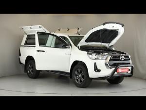 Toyota Hilux 2.4GD-6 single cab Raider manual - Image 16