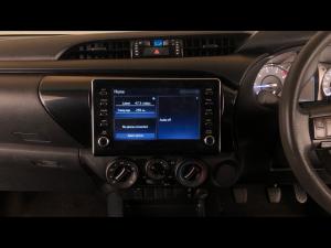 Toyota Hilux 2.4GD-6 single cab Raider manual - Image 26