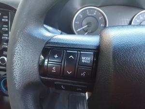 Toyota Hilux 2.4GD-6 SRX - Image 9
