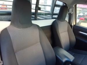 Toyota Hilux 2.4GD-6 SRX - Image 11