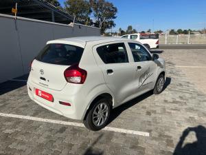 Toyota Vitz 1.0 - Image 2