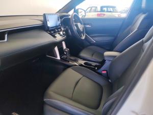 Toyota Corolla Cross 1.8 Hybrid XS - Image 7