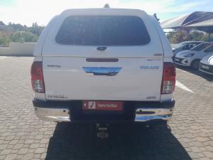 Toyota Hilux 2.4GD-6 double cab 4x4 Raider manual - Image 6