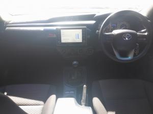 Toyota Hilux 2.4GD-6 double cab 4x4 Raider manual - Image 7
