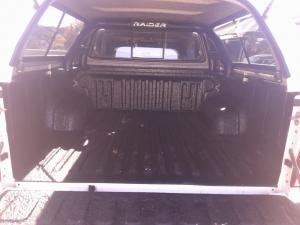 Toyota Hilux 2.4GD-6 double cab 4x4 Raider manual - Image 19