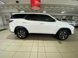 Toyota Fortuner 2.4GD-6 Raised Body automatic - Image 3