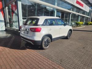 Suzuki Vitara Brezza 1.5 GLX automatic - Image 2