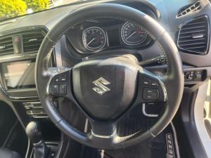 Suzuki Vitara Brezza 1.5 GLX automatic - Image 8