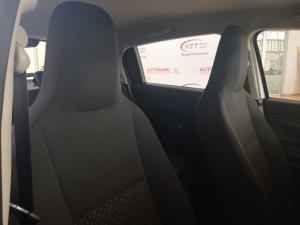 Toyota Vitz 1.0 XR - Image 18
