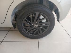 Toyota Vitz 1.0 XR - Image 22