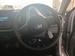 Toyota Vitz 1.0 XR - Image 8