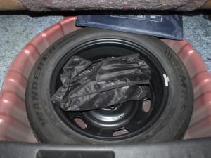 Nissan Magnite 1.0T Acenta Plus CVT - Image 8