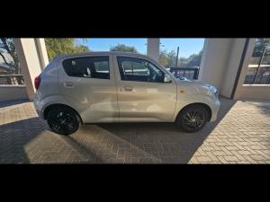 Toyota Vitz 1.0 XR - Image 3