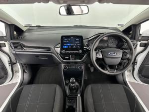 Ford Fiesta 1.0 Ecoboost Trend 5-Door - Image 20