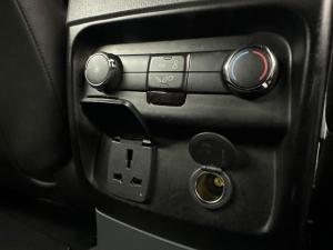 Ford Everest 3.2 Tdci LTD 4X4 automatic - Image 7
