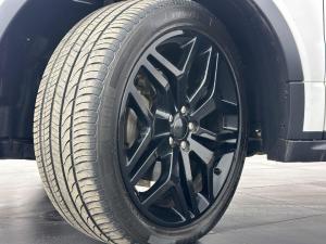 Land Rover Evoque 2.0 TD4 HSE Dynamic - Image 19
