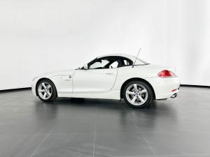 BMW Z4 sDRIVE20i automatic - Image 2