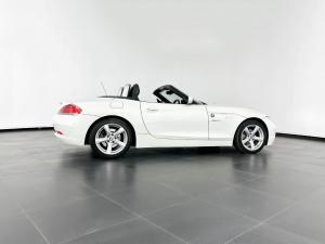 BMW Z4 sDRIVE20i automatic - Image 5