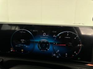 Mercedes-Benz A200d - Image 11