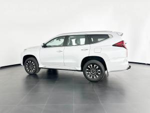Mitsubishi Pajero Sport 2.4D 4X4 Exceed automatic - Image 2