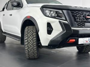 Nissan Navara 2.5DDTI PRO-4X 4X4 automatic D/C - Image 20