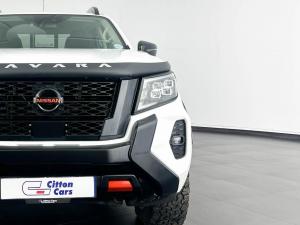 Nissan Navara 2.5DDTI PRO-4X 4X4 automatic D/C - Image 3