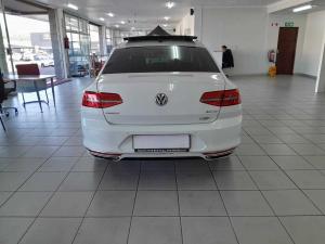 Volkswagen Passat 2.0 TDI Executive DSG - Image 4