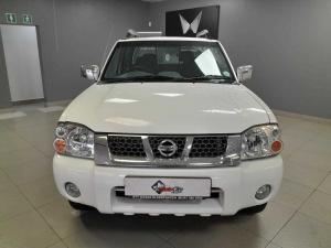 Nissan Hardbody NP300 2.4i HI-RIDERD/C - Image 2