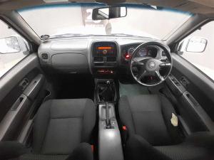 Nissan Hardbody NP300 2.4i HI-RIDERD/C - Image 7