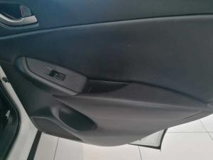 Mazda CX-3 2.0 Active automatic - Image 16