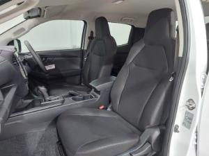 Isuzu D-Max 1.9TD single cab L manual - Image 11