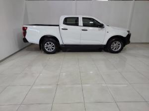 Isuzu D-Max 1.9TD single cab L manual - Image 2
